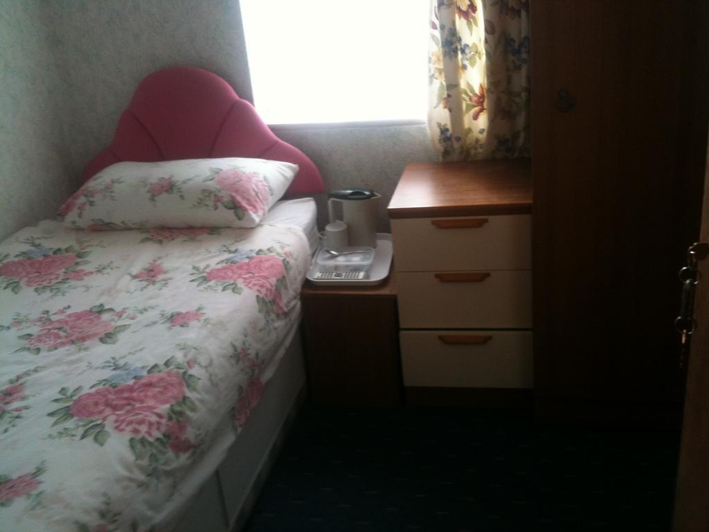 Hotel Victoria Great Yarmouth Szoba fotó